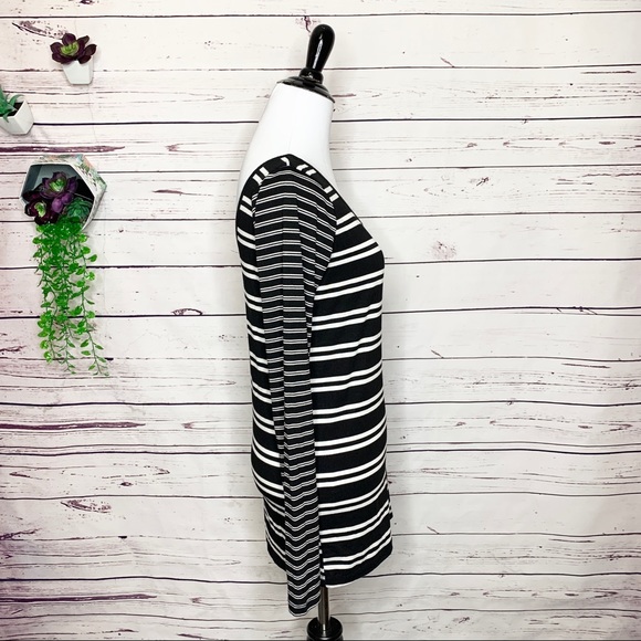 POOF Black & White Contrasting Stripes Long Sleeve Casual Shirt Top Size Medium - Picture 5 of 9
